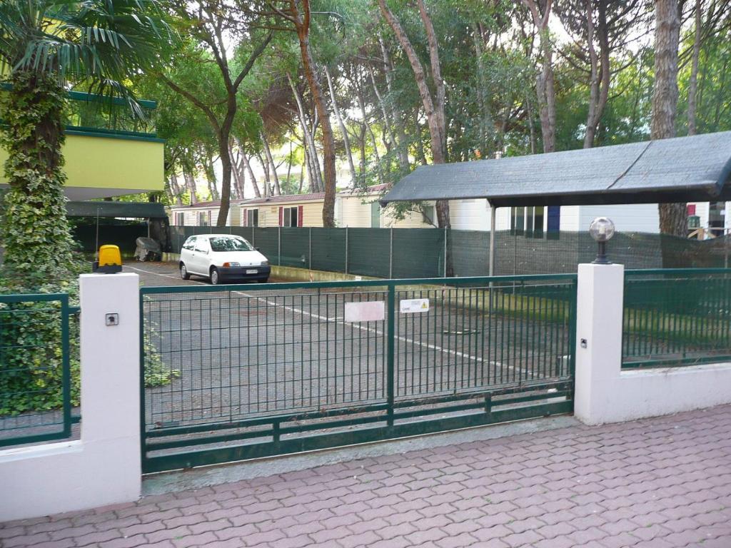 Residence Pineta - Agenzia Cocal Caorle Kültér fotó