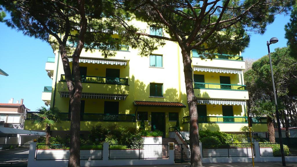 Residence Pineta - Agenzia Cocal Caorle Kültér fotó