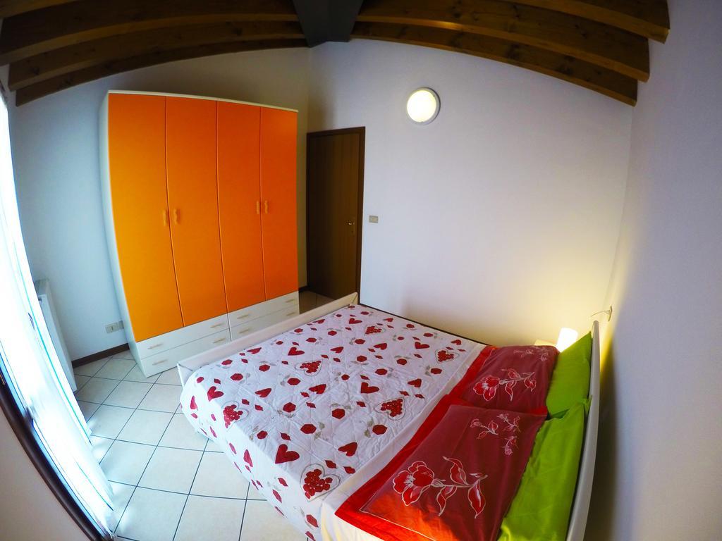 Residence Pineta - Agenzia Cocal Caorle Szoba fotó